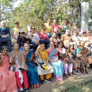 Villa-with-swimming-pool-near-me